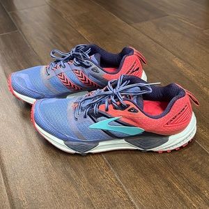 Brooks Women’s size 8